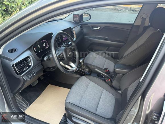 ANILLAR'dan 2024 KİA STONİC COOL PLUS 9900 KM