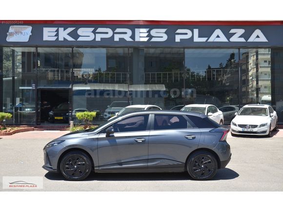 EKSPRES PLAZA'DAN 2023 MODEL MG4 COMFORT