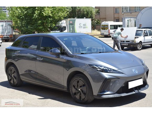 EKSPRES PLAZA'DAN 2023 MODEL MG4 COMFORT