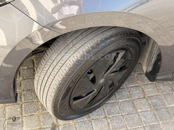 KARAMANLI GARAGE MG MG4 ELEKTRİK 34 BİN KM. ORJİNAL