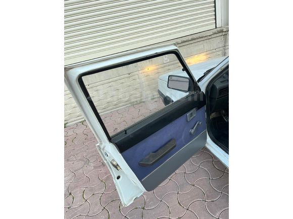 UĞUR MOTORS DAN Renault R 9 1.4 Spring 1995 Model Konya