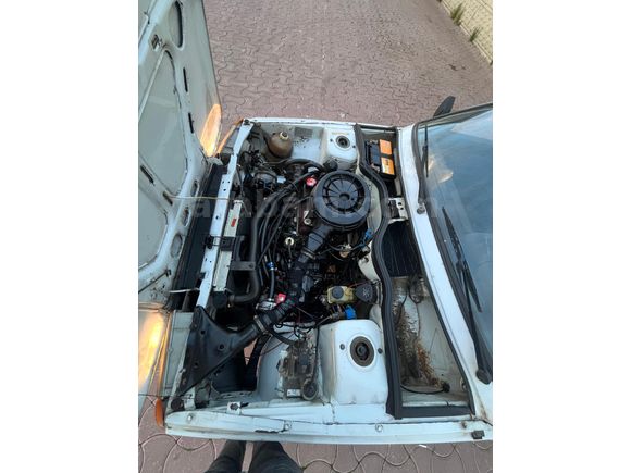 UĞUR MOTORS DAN Renault R 9 1.4 Spring 1995 Model Konya
