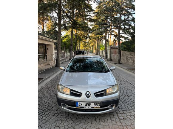 Sahibinden HATASIZ BOYASIZ Renault Megane 1.5 dCi Authentique 2009 Model 