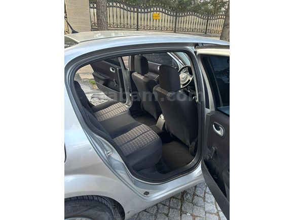 Sahibinden HATASIZ BOYASIZ Renault Megane 1.5 dCi Authentique 2009 Model 