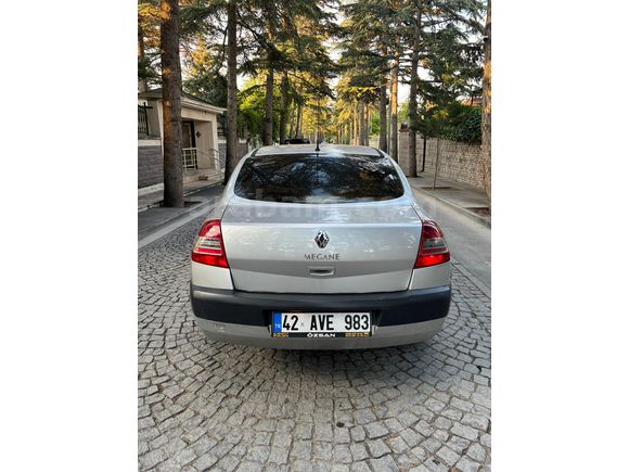 Sahibinden HATASIZ BOYASIZ Renault Megane 1.5 dCi Authentique 2009 Model 