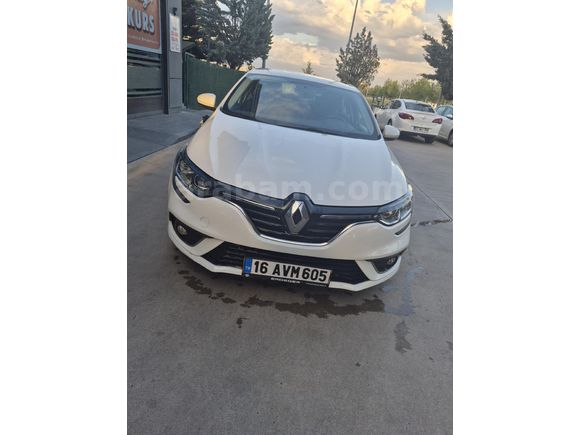 Sahibinden Renault Megane 1.5 Blue DCI Touch 2020 Model