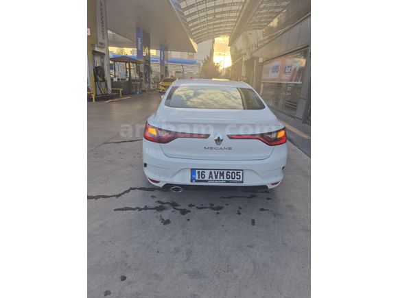 Sahibinden Renault Megane 1.5 Blue DCI Touch 2020 Model