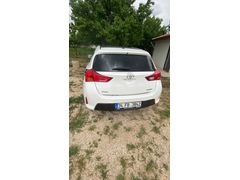 Sahibinden Toyota Auris 1.4 D-4D Premium 2013 Model 