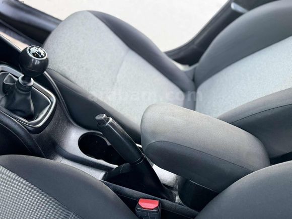 FİAT EGEA 1.4 BENZİN TERTEMİZ 126 BİN KM SERVİS BAKIMLI