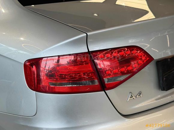 | UNIQ AUTO | 2010 AUDI A4 1.8 TFSI MULTITRONIC