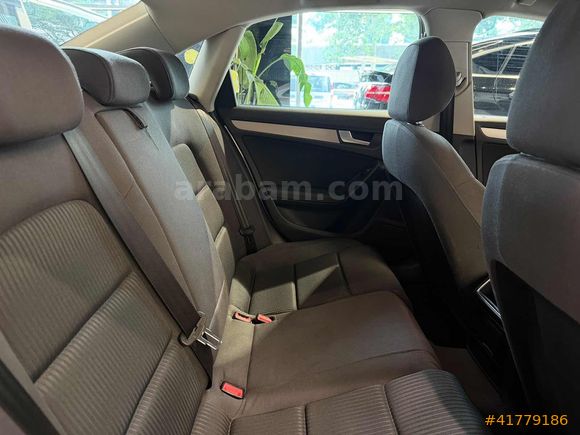 | UNIQ AUTO | 2010 AUDI A4 1.8 TFSI MULTITRONIC