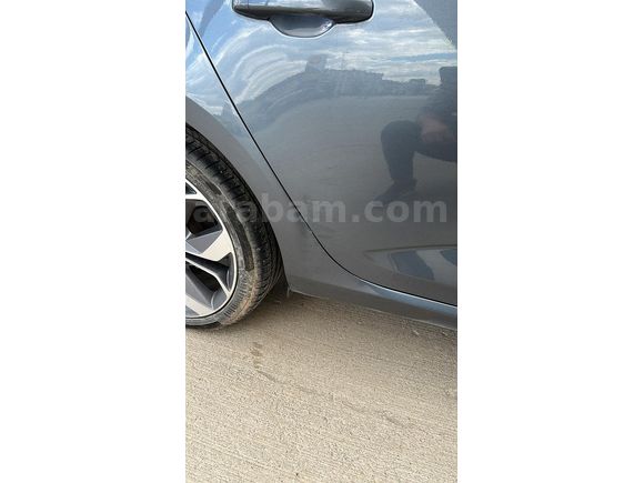 CAM TAVAN-TESLA EKRAN MEGANE 4