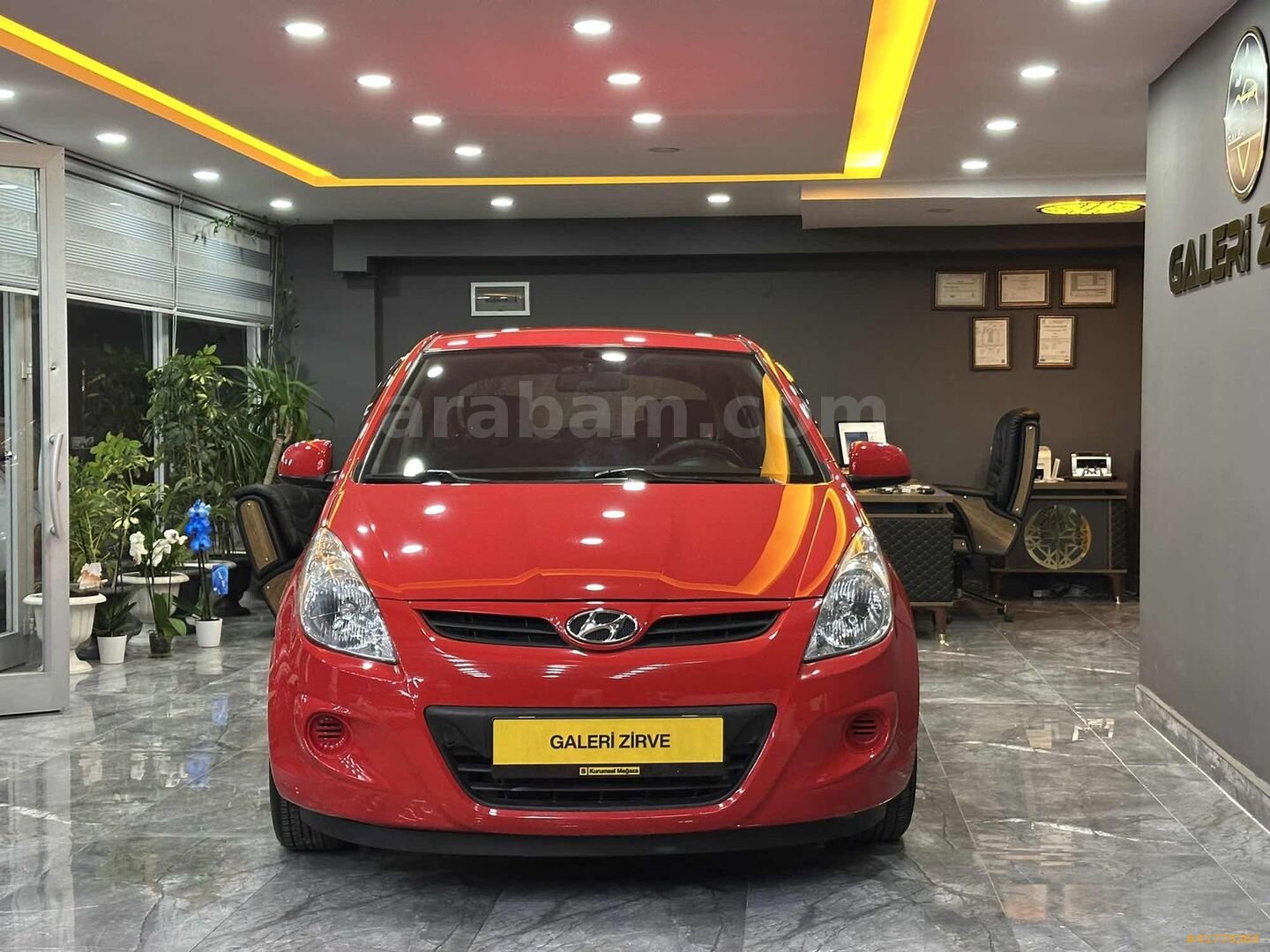 Galeriden Hyundai i20 1.4 CVVT Team 2011 Model Antalya 126.400 km Kırmızı 2