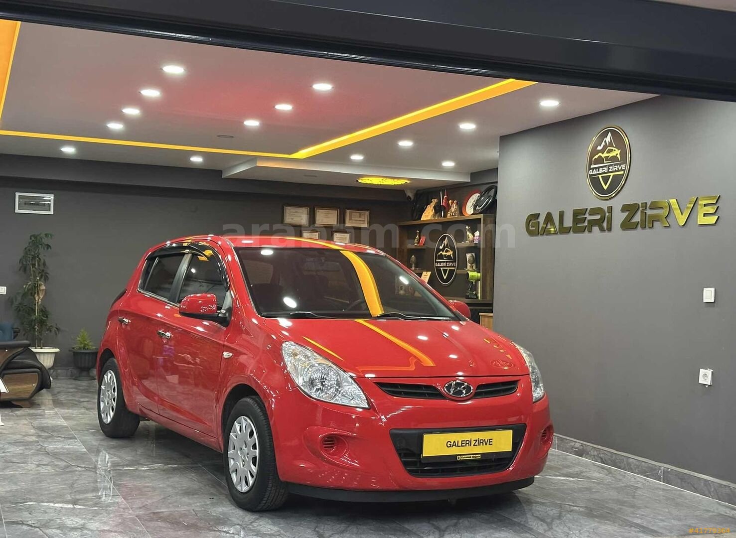 Galeriden Hyundai i20 1.4 CVVT Team 2011 Model Antalya 126.400 km Kırmızı 1