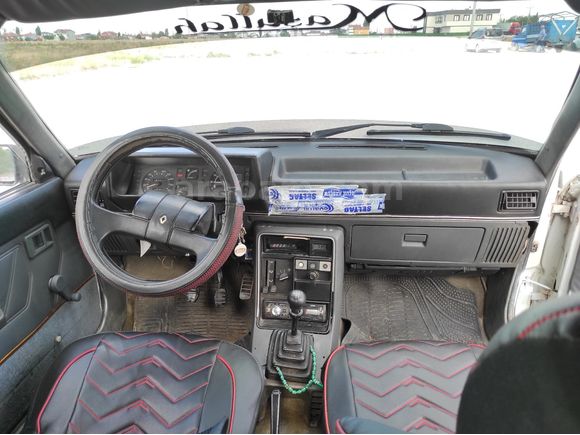 KÖYLÜYE KENTLİYE Sahibinden Renault R 9 1.4 Spring 1994 Model