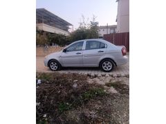 Sahibinden Hyundai Accent Era 1.5 CRDi-VGT Style 2008 Model  320.000 km Gri
