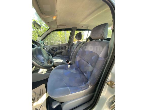 Sahibinden Renault Clio 1.4 RTA 2001 Model 