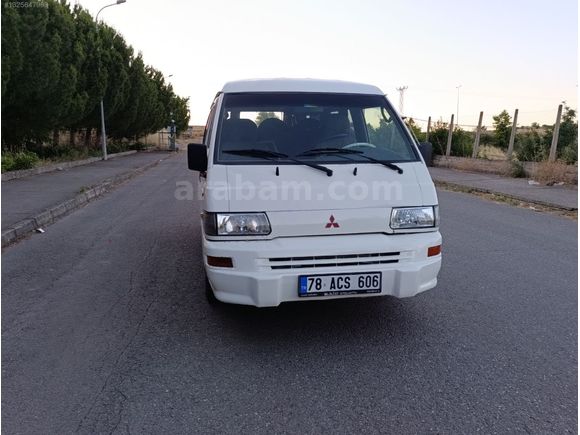 2004 MITSUBISHI L300 4+1