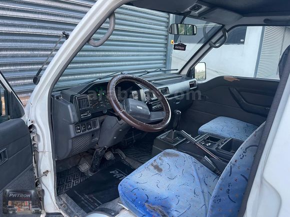 PATRON MOTORS DAN/2000/MITSUBISHI/L.300LWB DİZEL