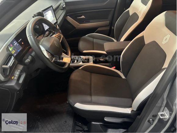 ÇETAŞ Renault İzmir 2024 DUSTER 1.6 E-Tech(HİBRİT) TECHNO ORJ.