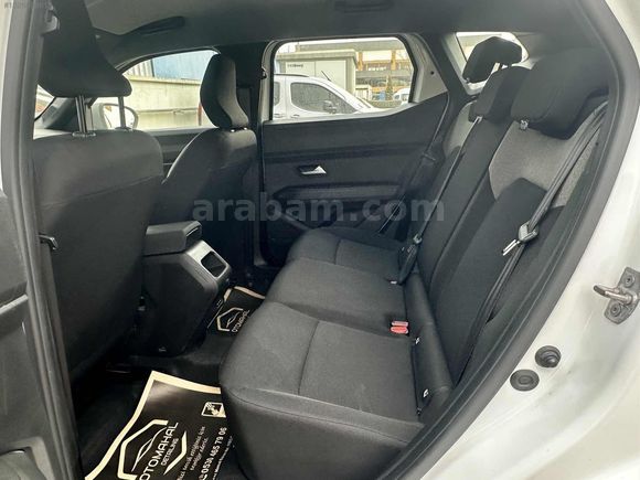 2024 DUSTER 4X4 1.2MHEV EVOLUTİON ADVANCED BOYASIZ %20 FATURA