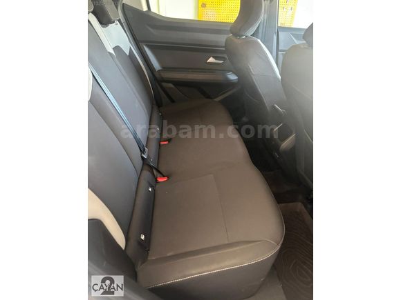 Renault Tarsus renew Duster 1.6 E-Tech Techno (Full Hybrid)