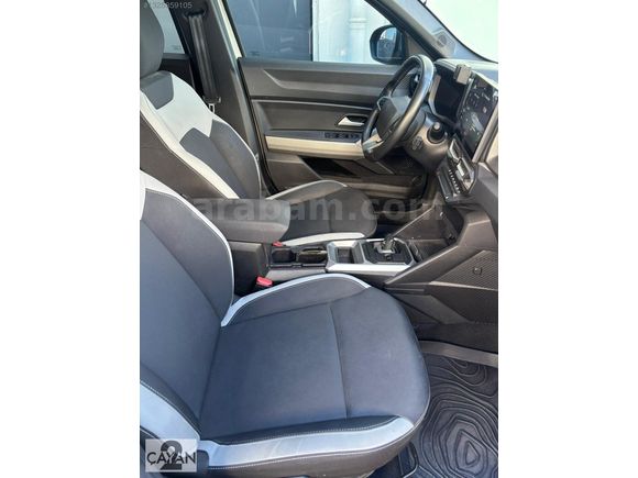 Renault Tarsus renew Duster 1.6 E-Tech Techno (Full Hybrid)