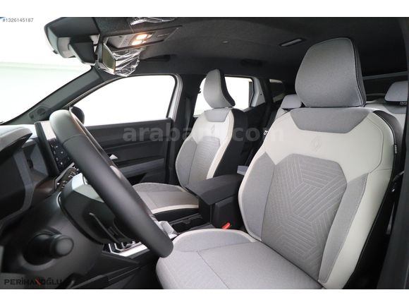 2026 RENAULT DUSTER 1.3 TCE TECHNO FULL OPSİYONLU TERTEMİZ.
