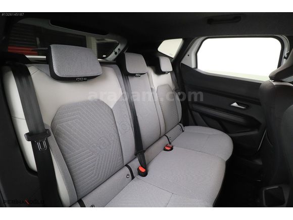 2026 RENAULT DUSTER 1.3 TCE TECHNO FULL OPSİYONLU TERTEMİZ.