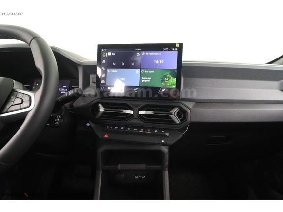 2026 RENAULT DUSTER 1.3 TCE TECHNO FULL OPSİYONLU TERTEMİZ.