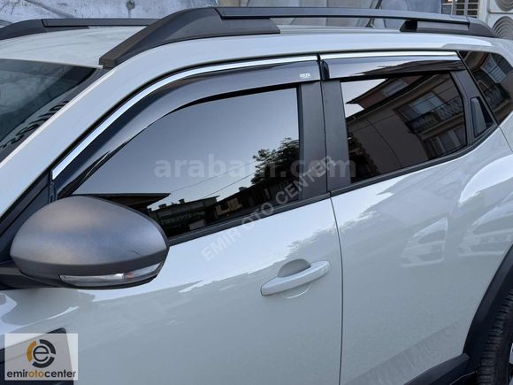 2024 RENAULT DUSTER 4X4 1.2 HYBRİD TECHNO BOYASIZ TRAMERSİZ 36KM