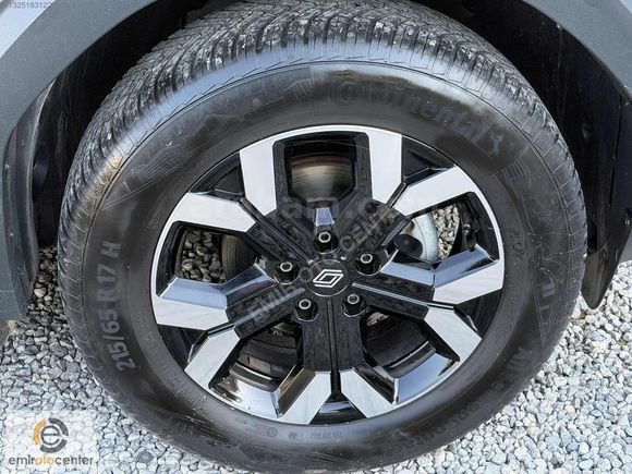 2024 RENAULT DUSTER 4X4 1.2 HYBRİD TECHNO BOYASIZ TRAMERSİZ 36KM