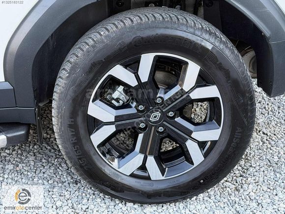 2024 RENAULT DUSTER 4X4 1.2 HYBRİD TECHNO BOYASIZ TRAMERSİZ 36KM