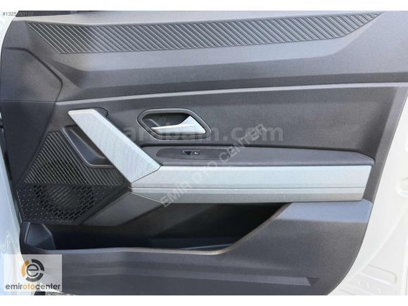 2024 RENAULT DUSTER 4X4 1.2 HYBRİD TECHNO BOYASIZ TRAMERSİZ 36KM