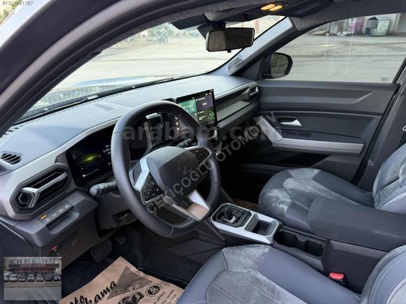 ÇEKİÇOĞLUNDAN RENAULT DUSTER 2025 MDL 7.xxx KM HATASIZ