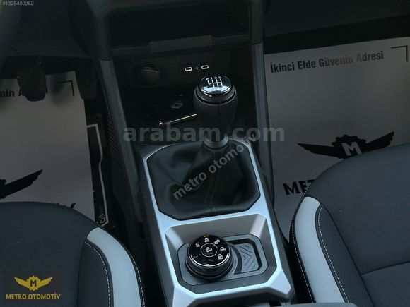 2025 MODEL 8 km DUSTER 1.2 Mhev techno advanced 4X4 HATASIZ
