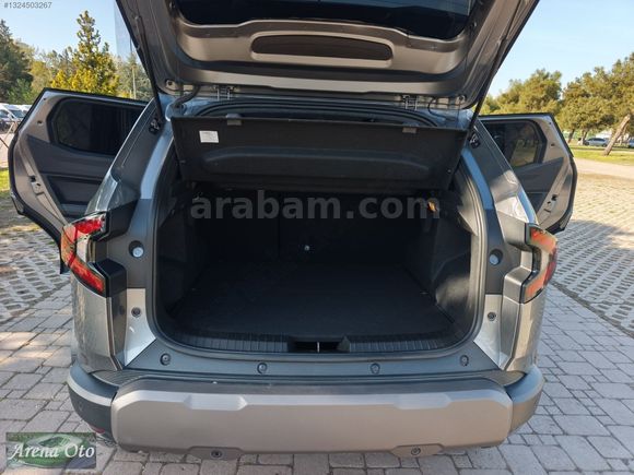HATASIZ 2025 MODEL RENAULT DUSTER 1.2 Hibrit Techno Advence4x4