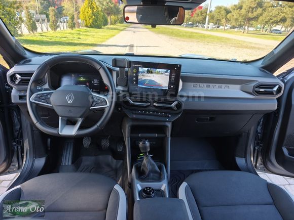 HATASIZ 2025 MODEL RENAULT DUSTER 1.2 Hibrit Techno Advence4x4