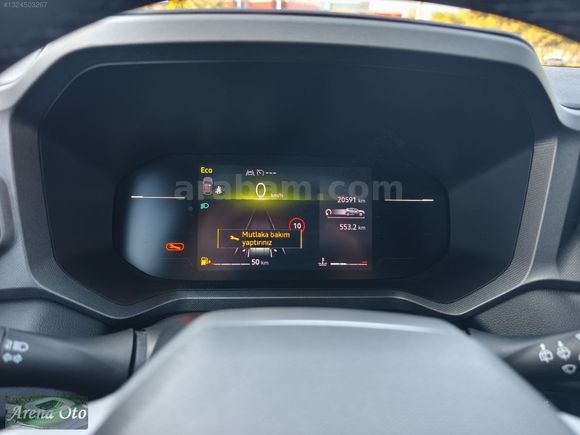 HATASIZ 2025 MODEL RENAULT DUSTER 1.2 Hibrit Techno Advence4x4