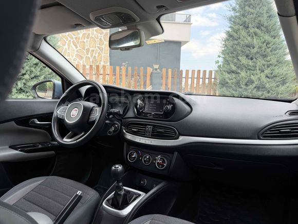 Galeriden Fiat Egea 1.6 Multijet Lounge 2015 Model Konya