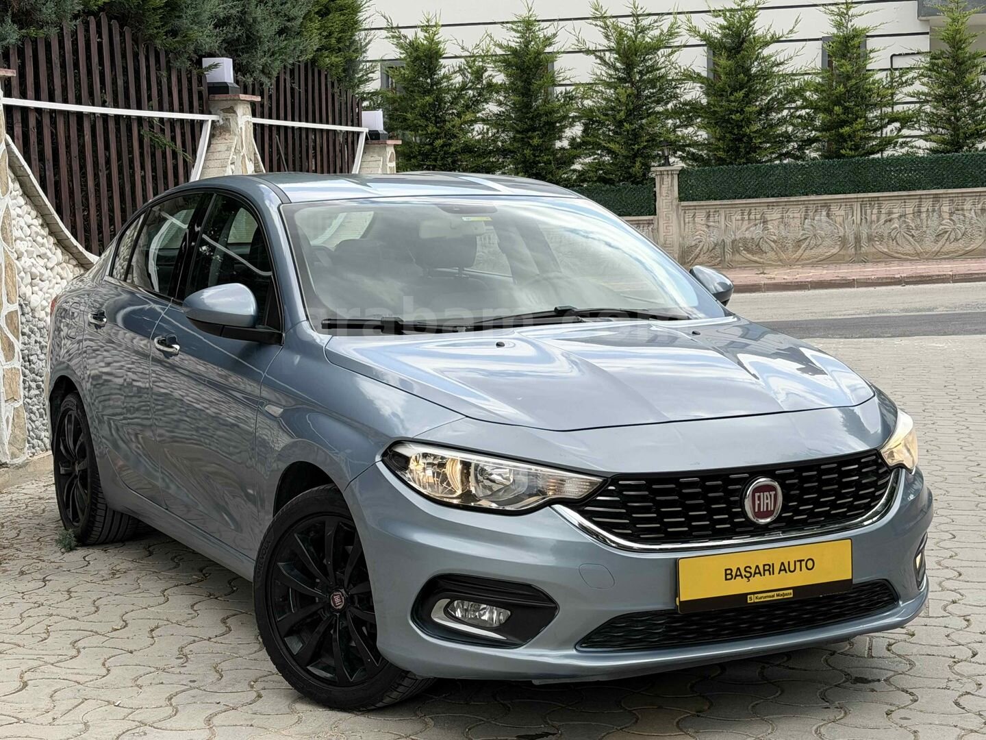 Galeriden Fiat Egea 1.6 Multijet Lounge 2015 Model Konya 125.000 km Mavi 2