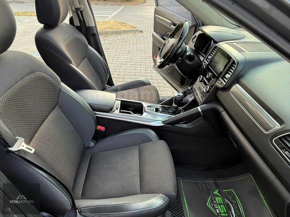 YEŞİLMOTORSDAN HATASIZ KOLEOS CAM TAVANLI