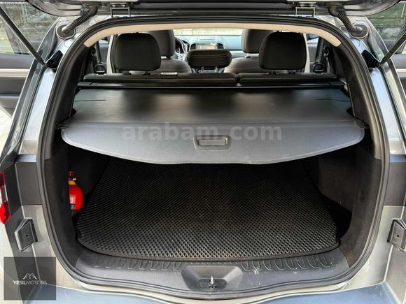 YEŞİLMOTORSDAN HATASIZ KOLEOS CAM TAVANLI