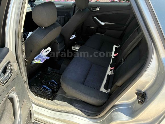 Memurdan Ford Mondeo 1.6 Titanium