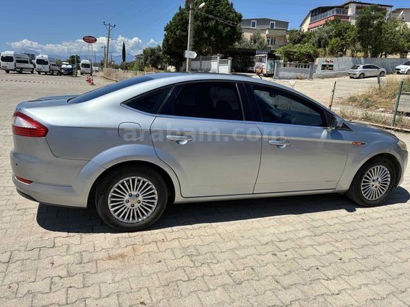 Memurdan Ford Mondeo 1.6 Titanium