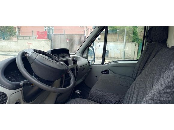 Sahibinden Renault Master 2.5 dCi 12.6 m3 2004 Model