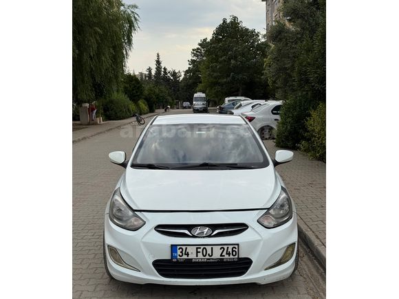 Memurdan Hyundai Accent Blue 1.6 CRDI Mode Plus 2012 Model 