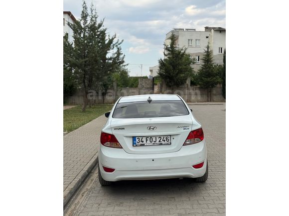 Memurdan Hyundai Accent Blue 1.6 CRDI Mode Plus 2012 Model 