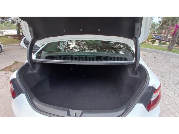 Sahibinden Renault Megane 1.5 dCi Touch 2016 Model - Ağır Hasarlı