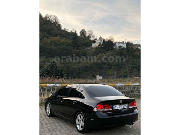 Sahibinden Honda Civic 1.6i VTEC Elegance 2011 Model 